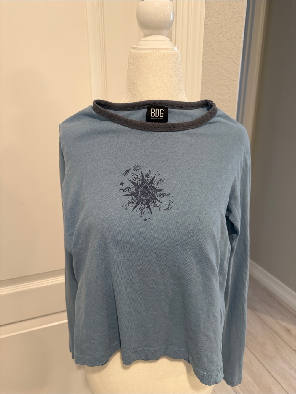 BDG Long Sleeve Sun Graphic Tee in Dusty Blue with Charcoal Trim